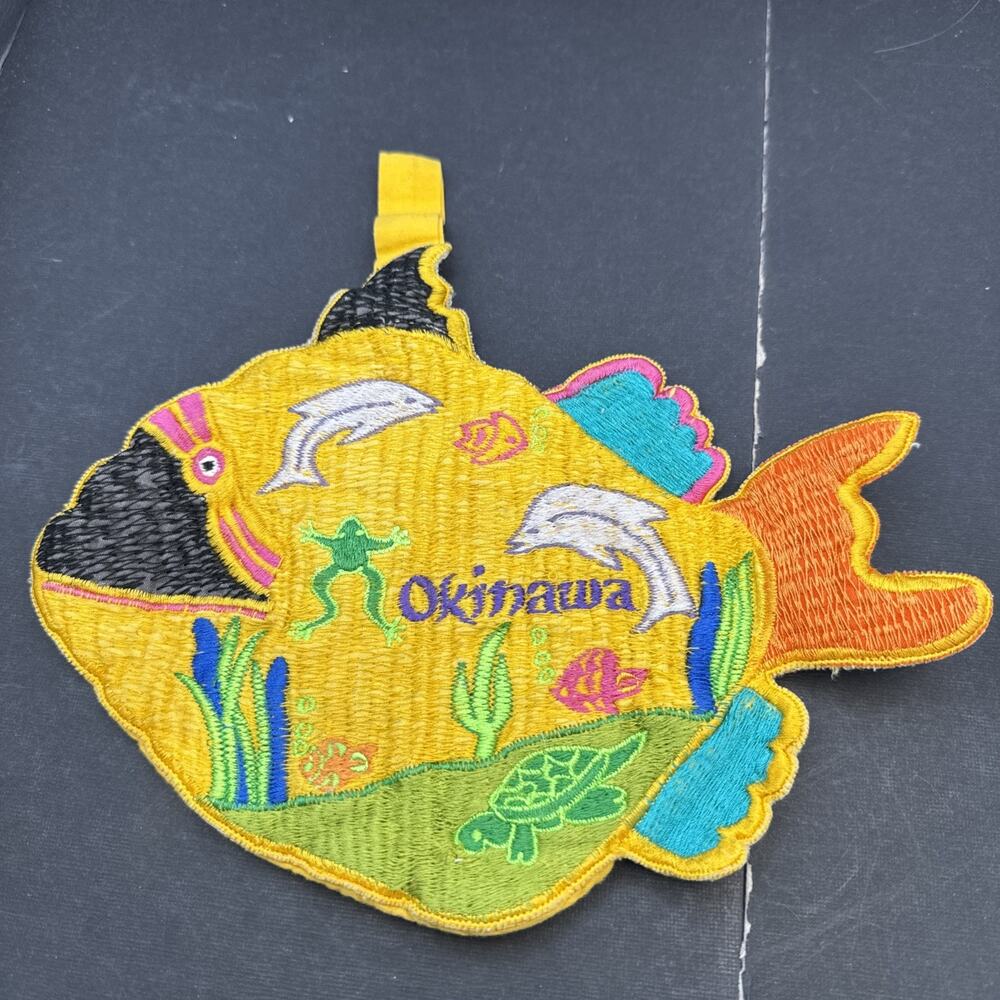 Vintage Okinawa Japan Souvenir Fish Oven Mitt Potholder Embroidered Tropical